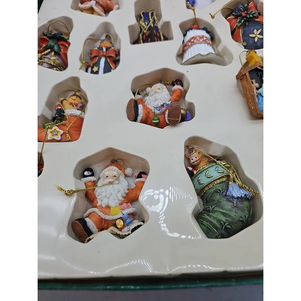 Vintage Kmart Christmas Trim A‎ Tree 15 Piece  Ornaments Original Box RARE